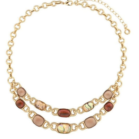 Collar dorado cadena entrelazada de Anne Klein.